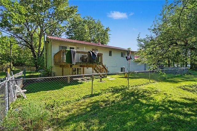 4250 Herr Fieldhouse Road, Southington, OH 44470