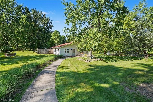 4250 Herr Fieldhouse Road, Southington, OH 44470