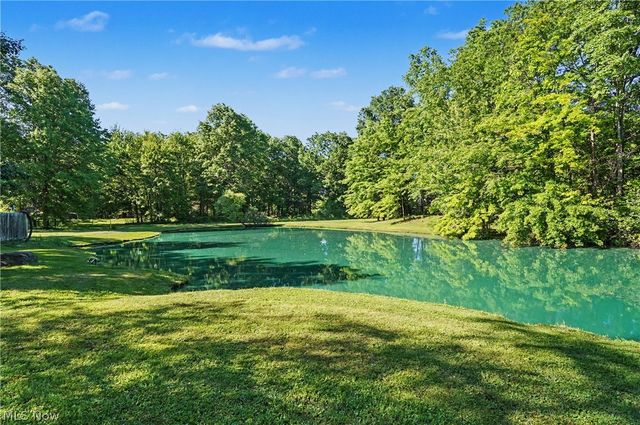 4250 Herr Fieldhouse Road, Southington, OH 44470