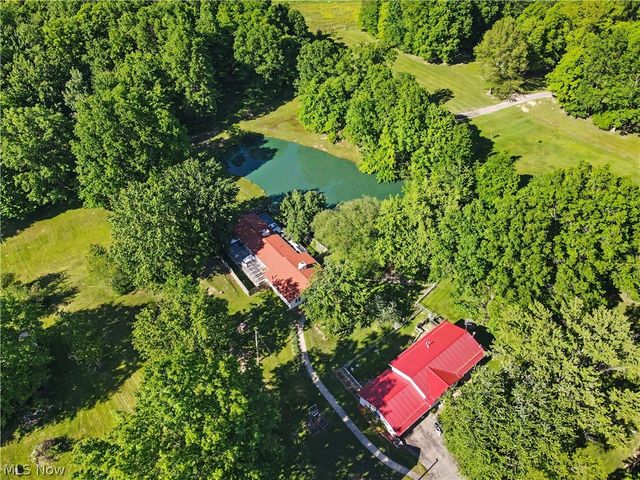 4250 Herr Fieldhouse Road, Southington, OH 44470