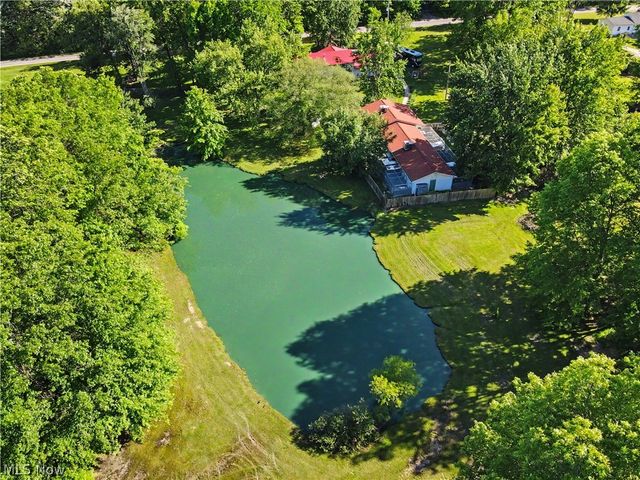 4250 Herr Fieldhouse Road, Southington, OH 44470