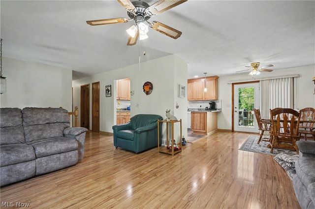 4250 Herr Fieldhouse Road, Southington, OH 44470