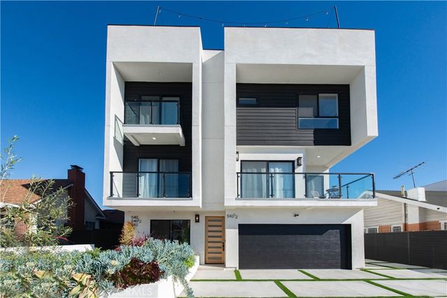 542 N Serrano Avenue, Los Angeles, CA 90004