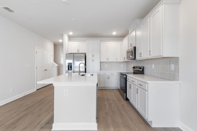 730 Ebb Tide Rd., Little River, SC 29566