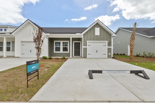 730 Ebb Tide Rd., Little River, SC 29566