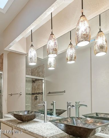 150 Silver Shadow Drive D, El Paso, TX 79912