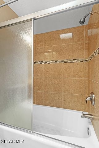 150 Silver Shadow Drive D, El Paso, TX 79912