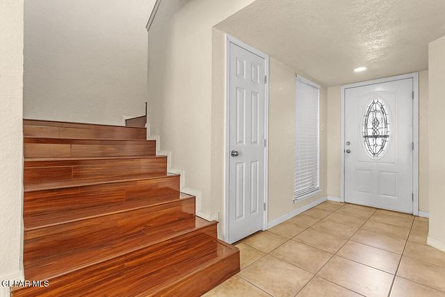 150 Silver Shadow Drive D, El Paso, TX 79912