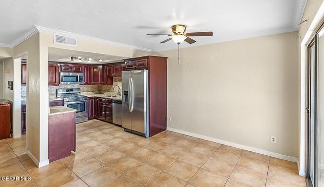 150 Silver Shadow Drive D, El Paso, TX 79912