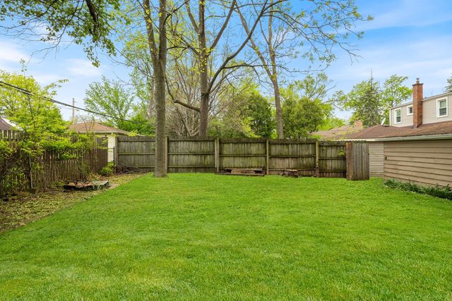 2619 Alexander Street, Homewood, IL 60430
