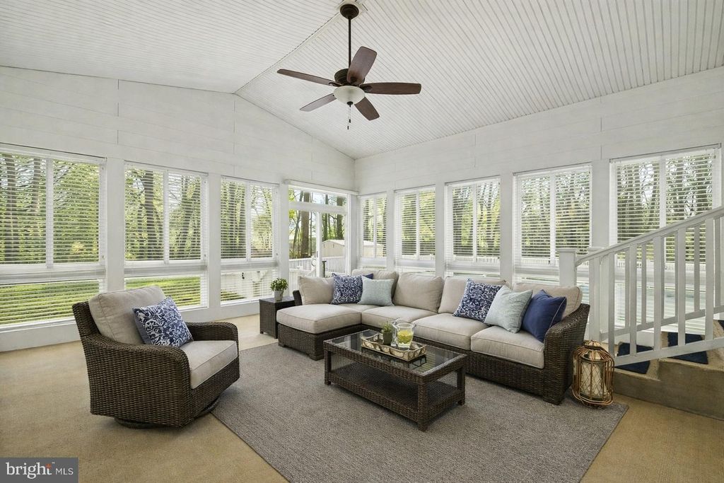 Image 18 of property listing at 1645 TIMBER SUMMIT DR, Westminster, MD 21157