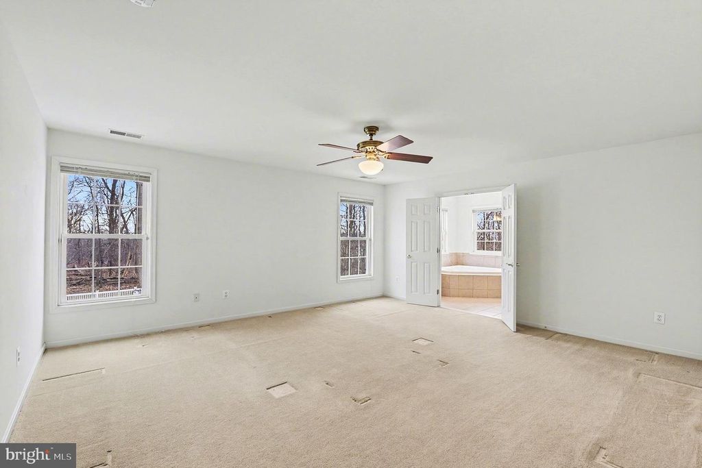 Image 22 of property listing at 1645 TIMBER SUMMIT DR, Westminster, MD 21157