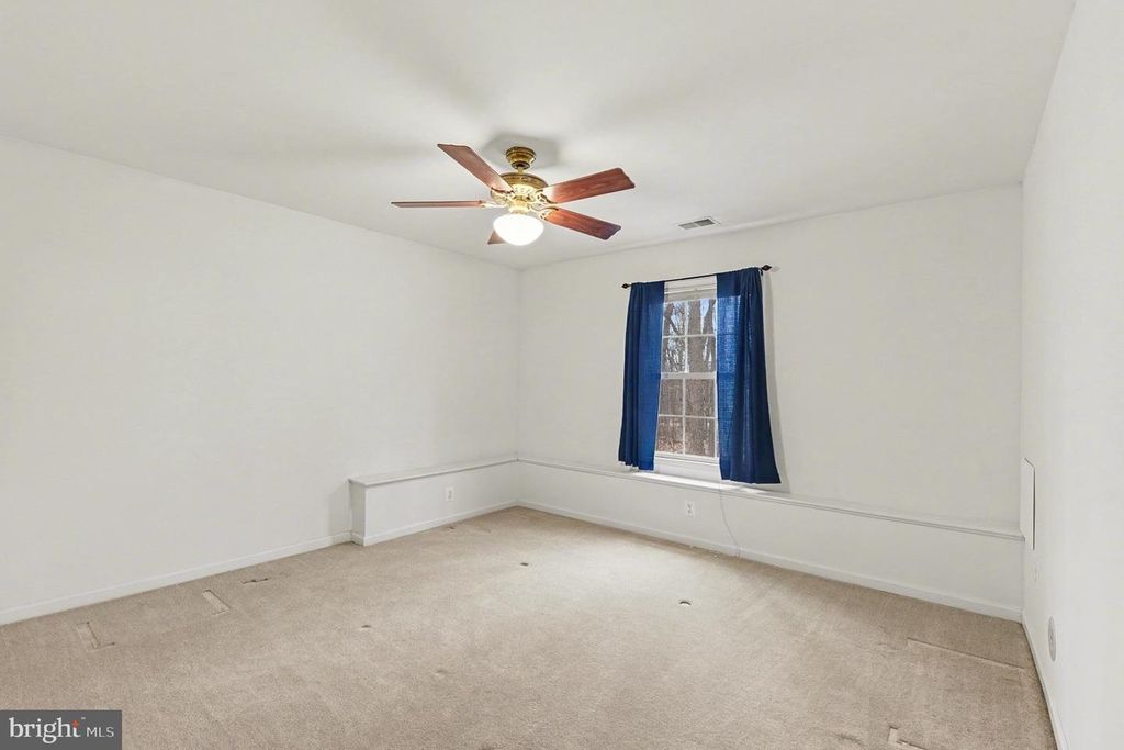 Image 36 of property listing at 1645 TIMBER SUMMIT DR, Westminster, MD 21157
