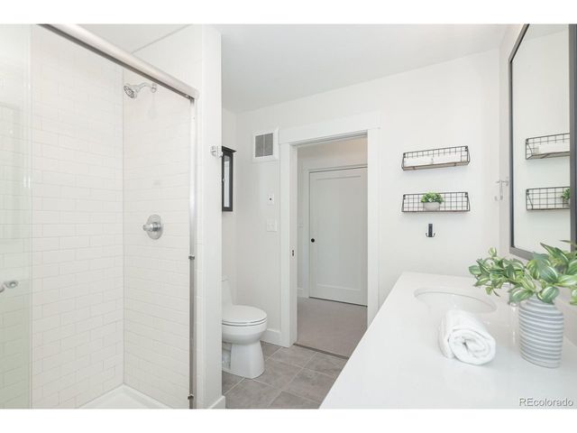 400 Baker Dr TE103, Winter Park, CO 80482