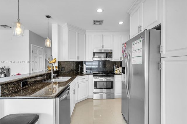 6002 Red Plum Ct 481, Tamarac, FL 33321