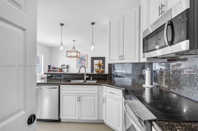 6002 Red Plum Ct 481, Tamarac, FL 33321