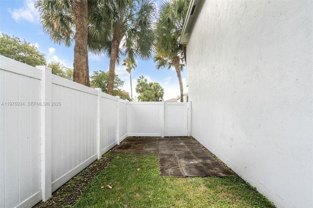 6002 Red Plum Ct 481, Tamarac, FL 33321