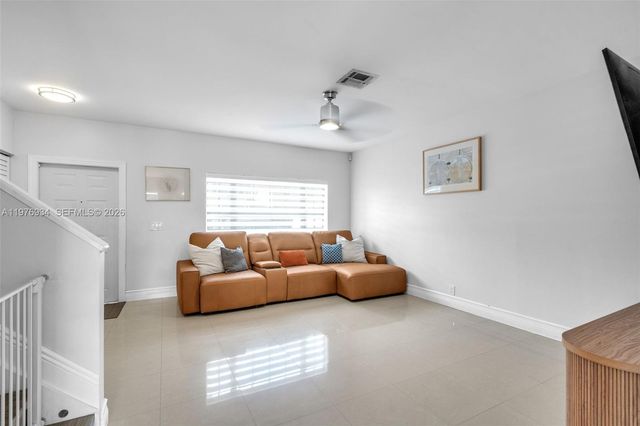 6002 Red Plum Ct 481, Tamarac, FL 33321