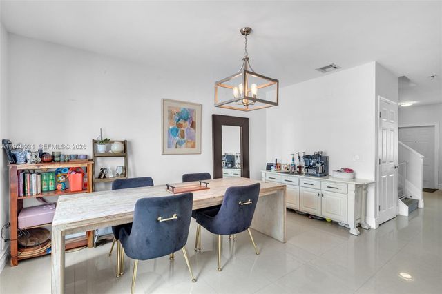 6002 Red Plum Ct 481, Tamarac, FL 33321