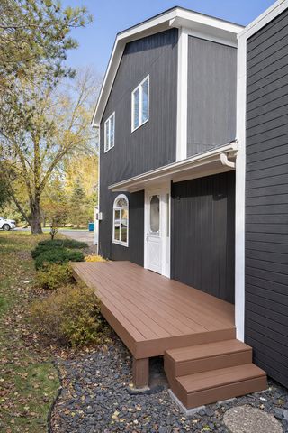 7661 208th Street N, Forest Lake, MN 55025