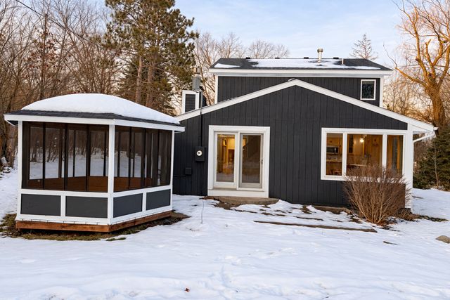 7661 208th Street N, Forest Lake, MN 55025