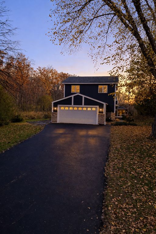 7661 208th Street N, Forest Lake, MN 55025