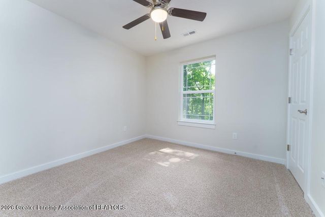 15317 Sherwood Lane, Lansing, MI 48906