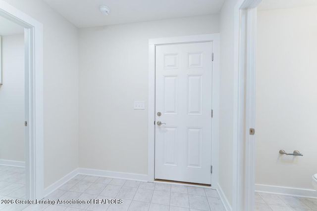 15317 Sherwood Lane, Lansing, MI 48906