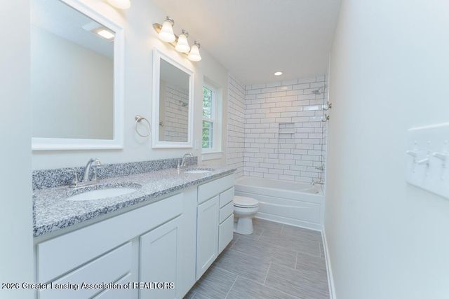 15317 Sherwood Lane, Lansing, MI 48906