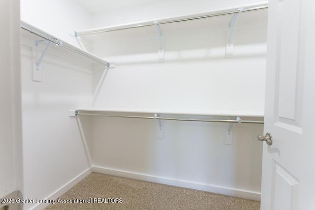 15317 Sherwood Lane, Lansing, MI 48906