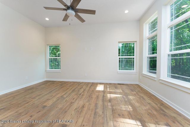 15317 Sherwood Lane, Lansing, MI 48906