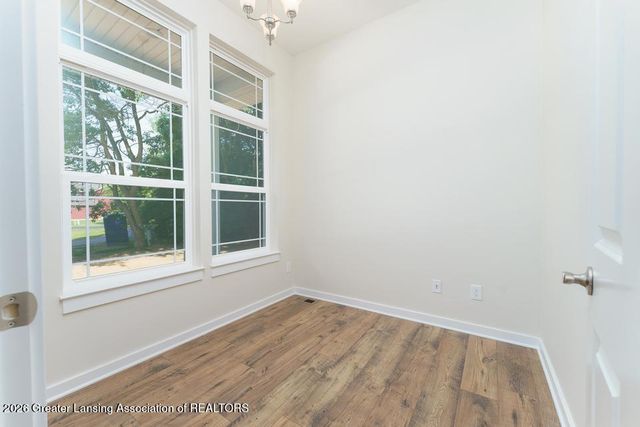 15317 Sherwood Lane, Lansing, MI 48906