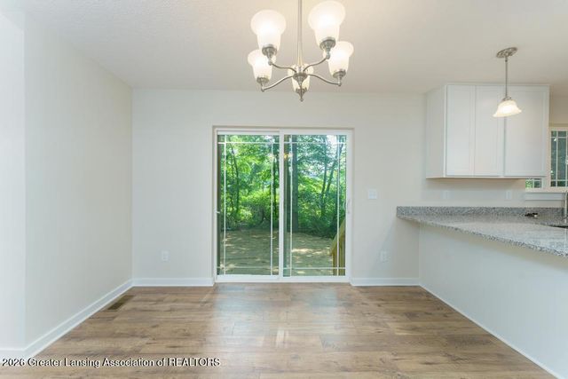 15317 Sherwood Lane, Lansing, MI 48906