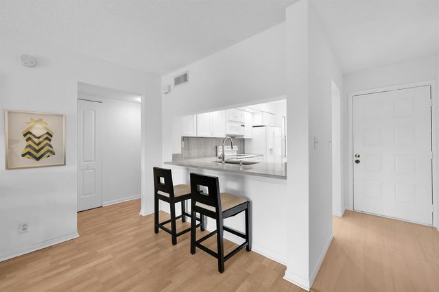 12962 Briarlake Drive 202, West Palm Beach, FL 33418