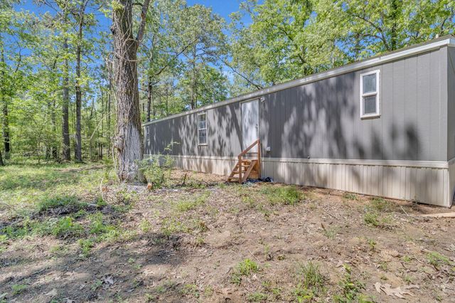 550 Windwood Drive, Livingston, TX 77351