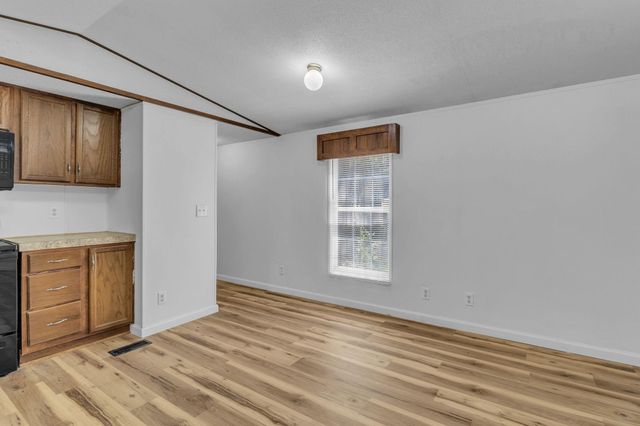 550 Windwood Drive, Livingston, TX 77351