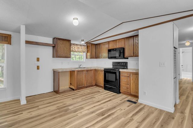 550 Windwood Drive, Livingston, TX 77351