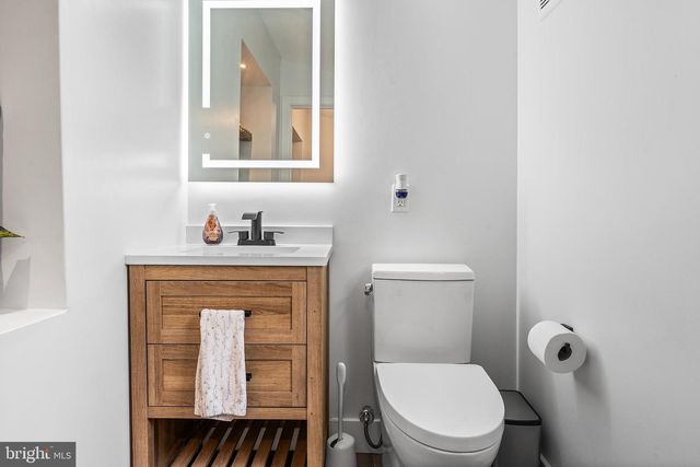 2030 S 22ND ST, Philadelphia, PA 19145