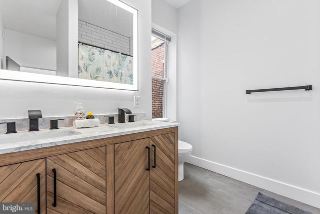 2030 S 22ND ST, Philadelphia, PA 19145