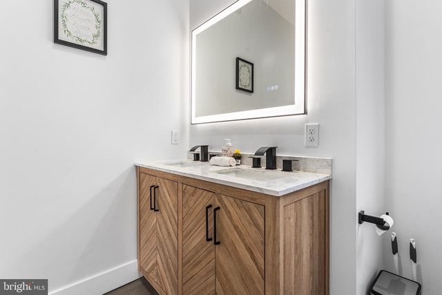 2030 S 22ND ST, Philadelphia, PA 19145