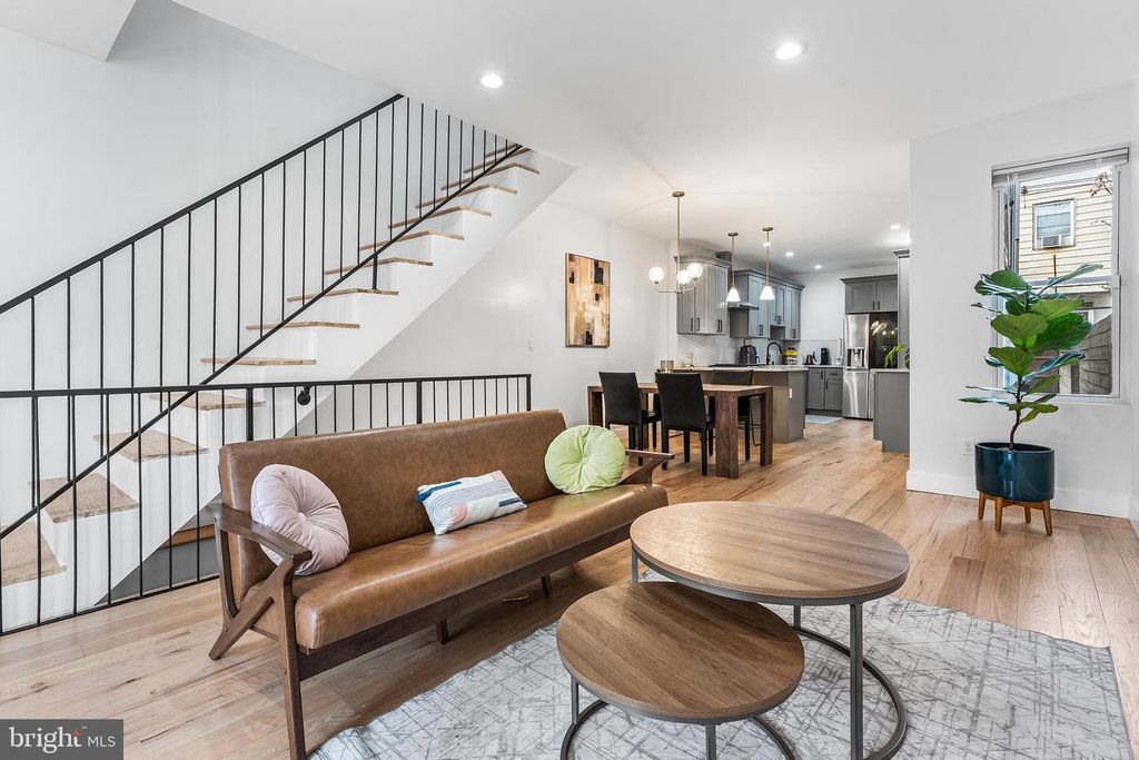 2030 S 22ND ST, Philadelphia, PA 19145