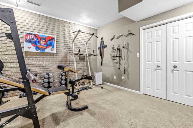 1122 Bitterwood Court, Columbus, IN 47201