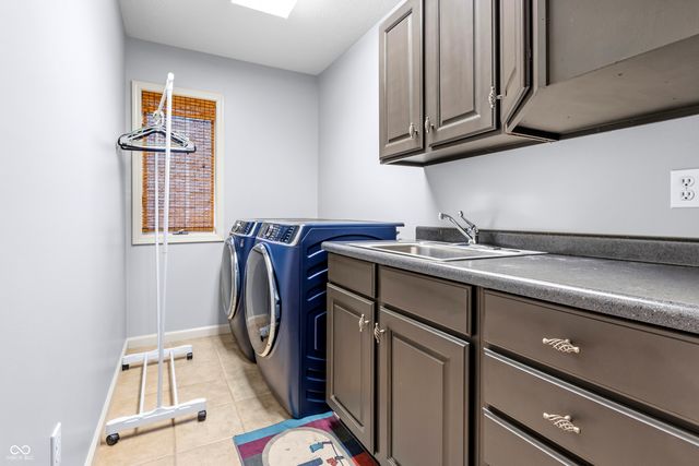 1122 Bitterwood Court, Columbus, IN 47201