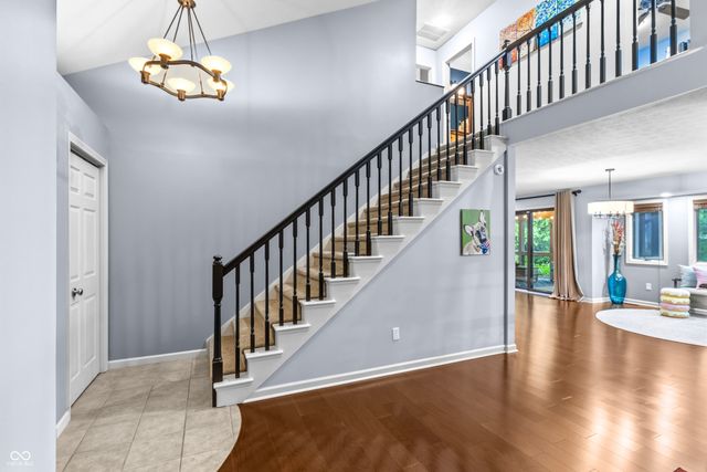 1122 Bitterwood Court, Columbus, IN 47201
