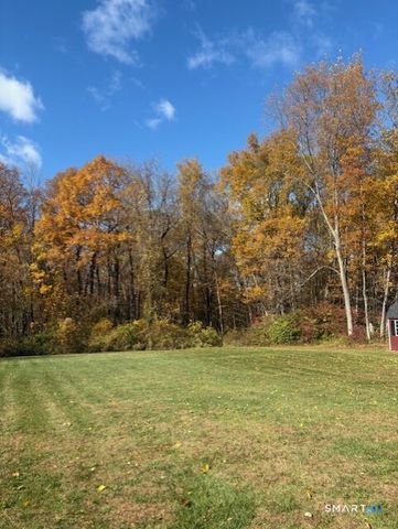 15 Mulberry Lane, New Milford, CT 06776