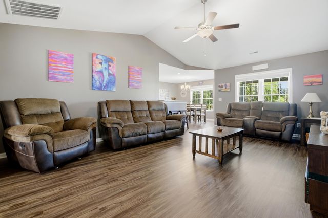 4787 Canal St., Loris, SC 29569