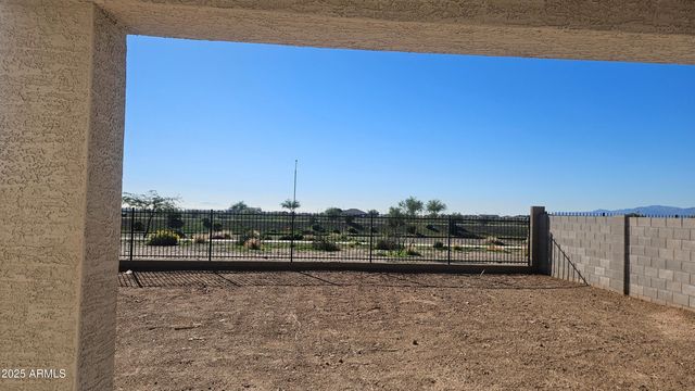 15579 W HACKAMORE Drive, Surprise, AZ 85387