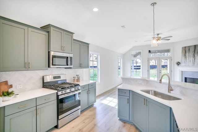 368 Crestwood Circle, Montgomery, AL 36117