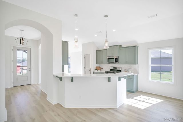 368 Crestwood Circle, Montgomery, AL 36117