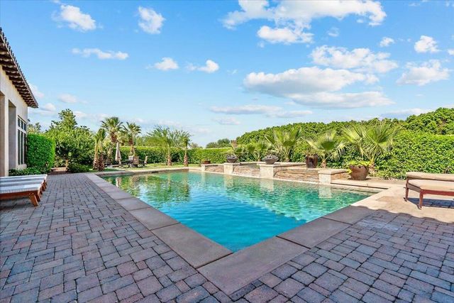 54180 Alysheba Drive, La Quinta, CA 92253